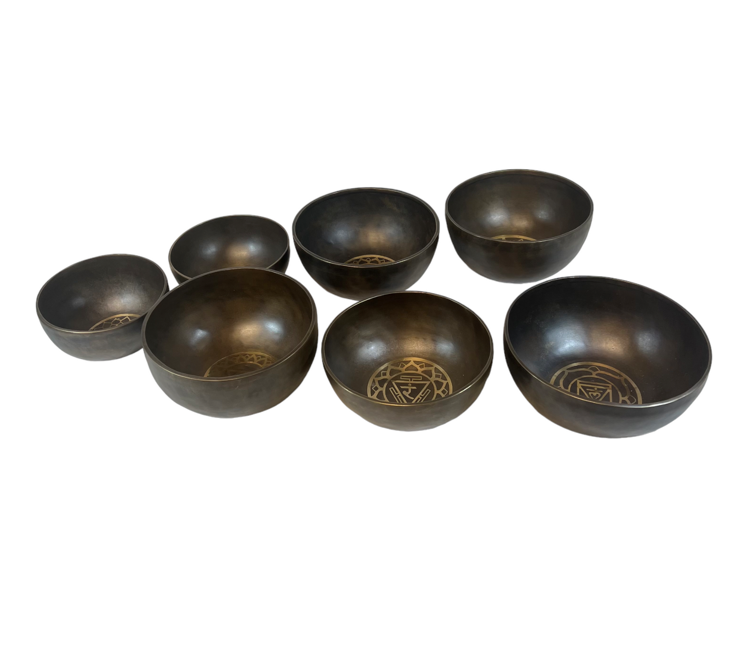 7 chakra singing bowl set inside