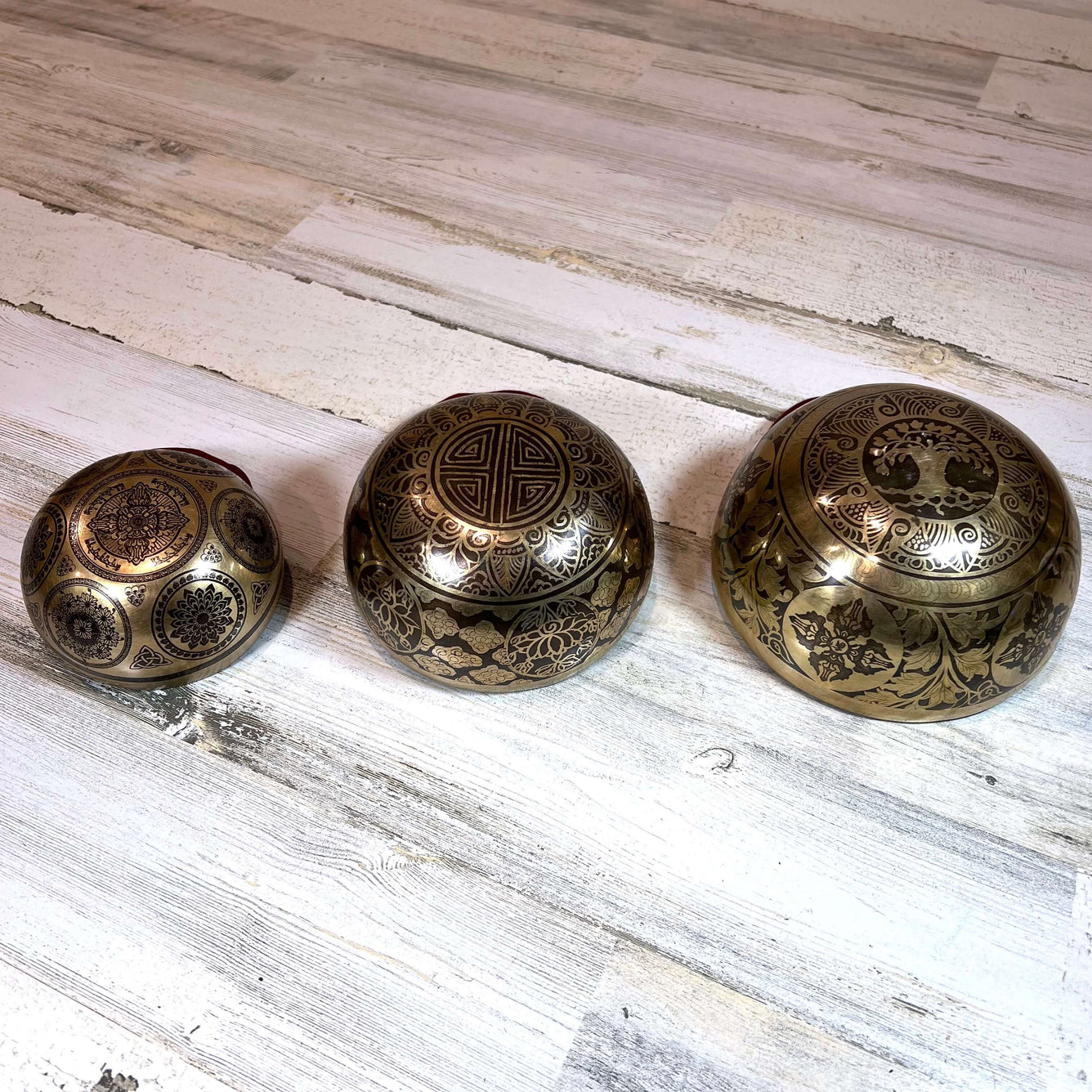 Tibetan Engraved Singing Bowl Set Bottom