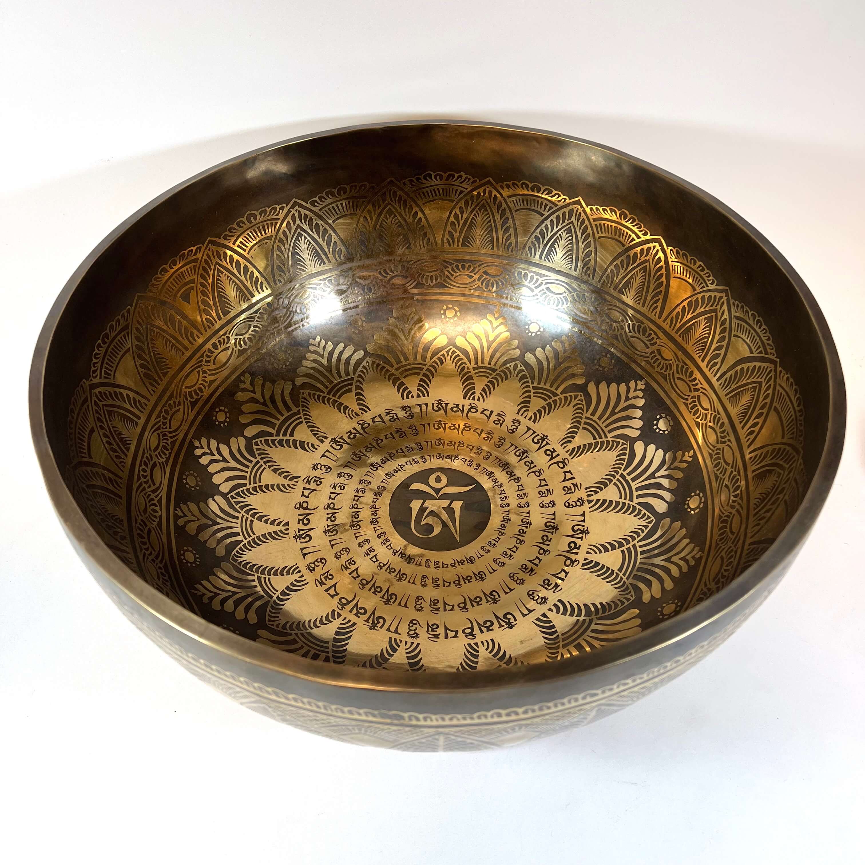 Tibetan Singing Bowl Inside