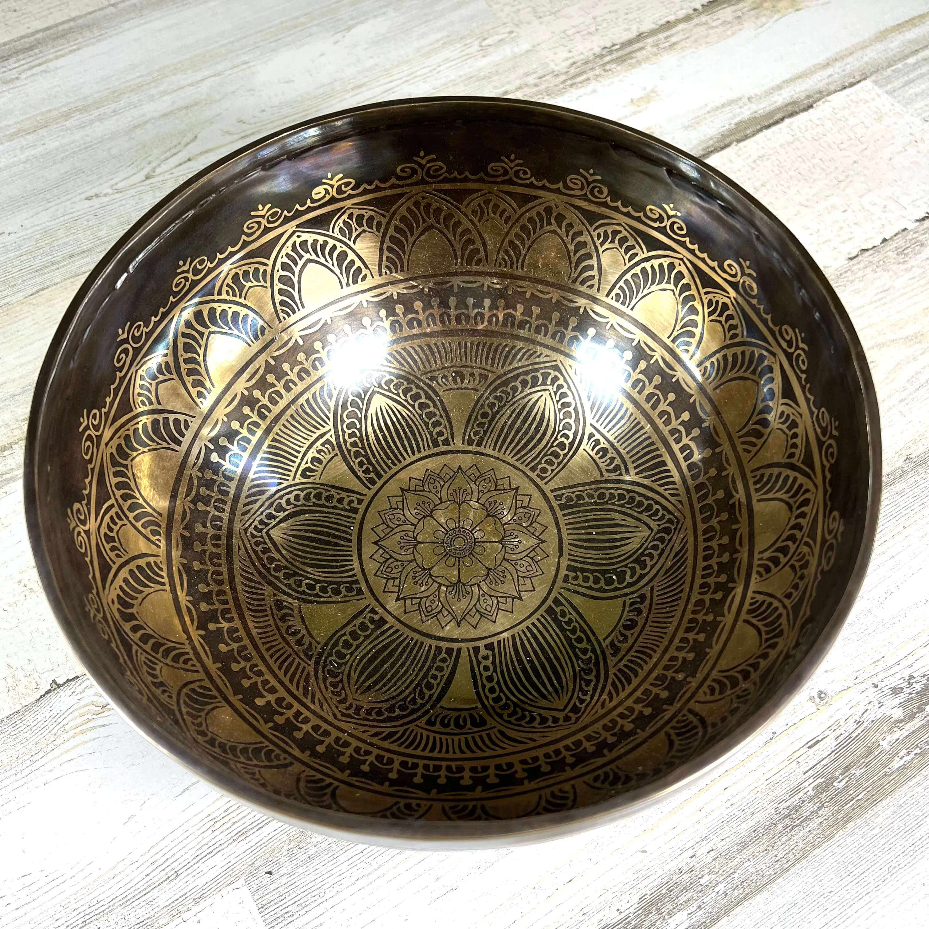 Tibetan Singing Bowl Inside