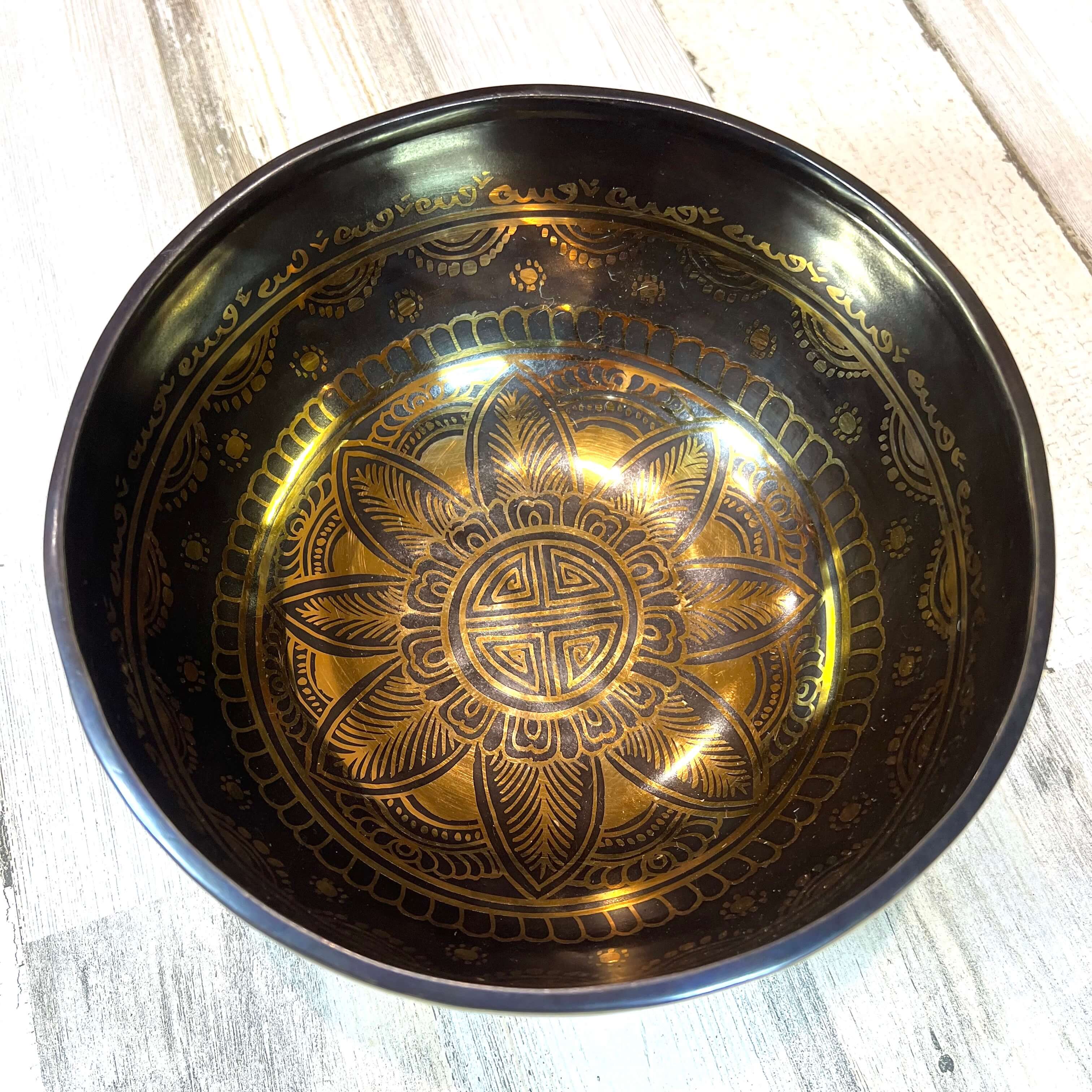 Tibetan Singing Bowl Inside