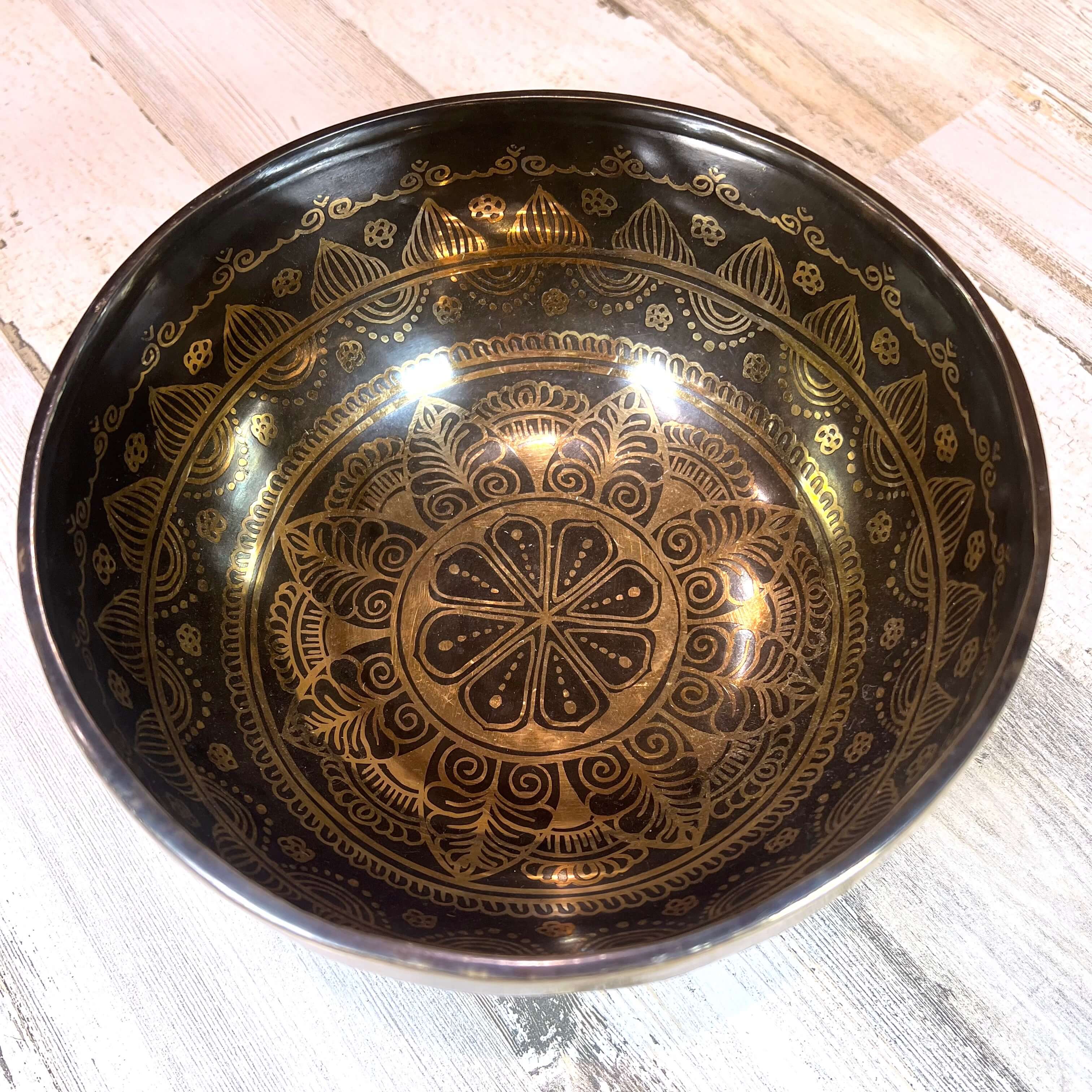 Tibetan Singing Bowl Inside