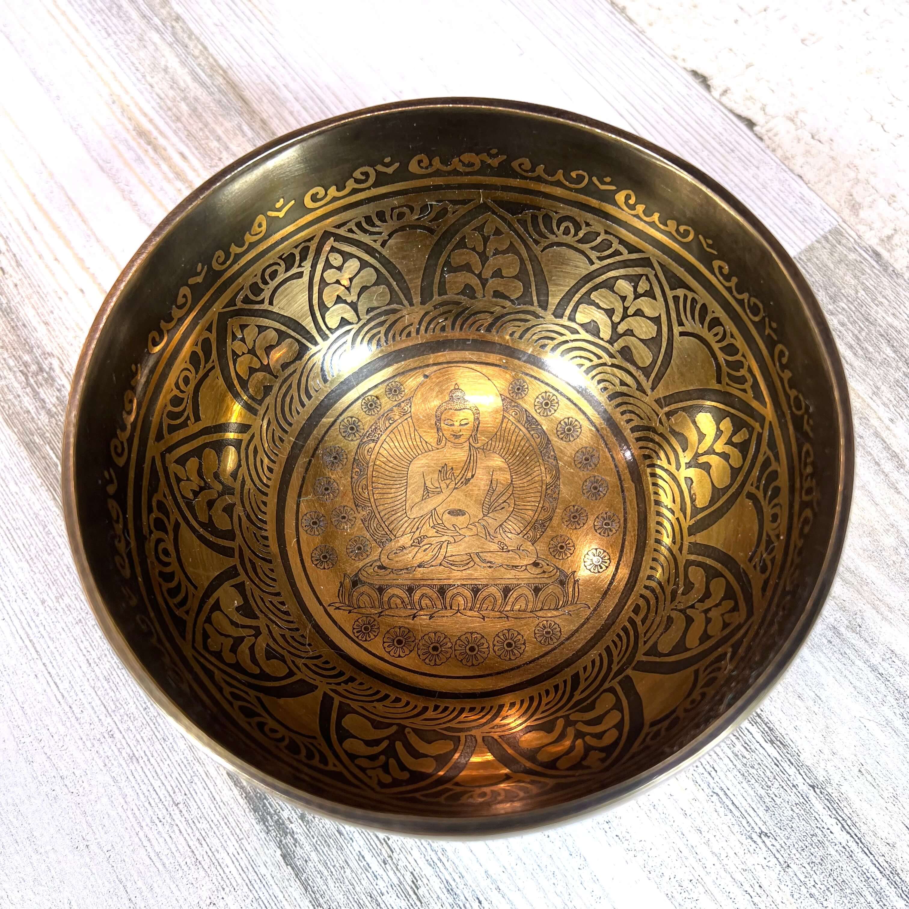 Tibetan Singing Bowl Inside