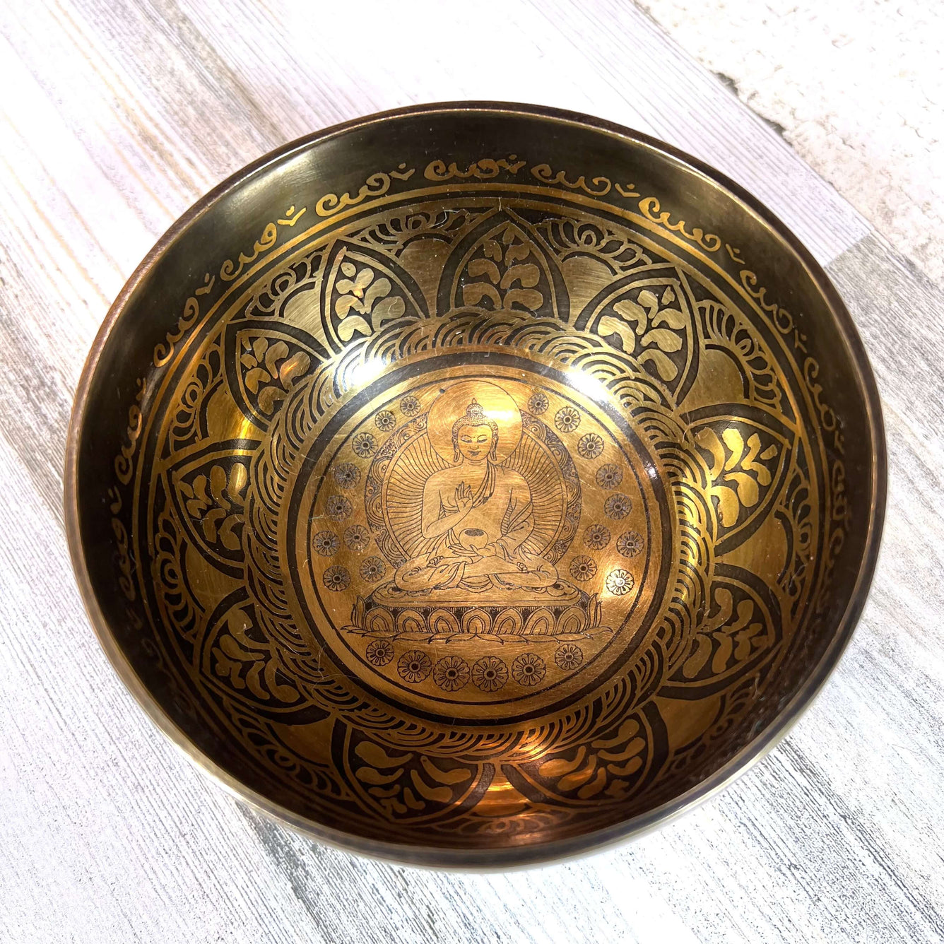 Tibetan Singing Bowl Inside