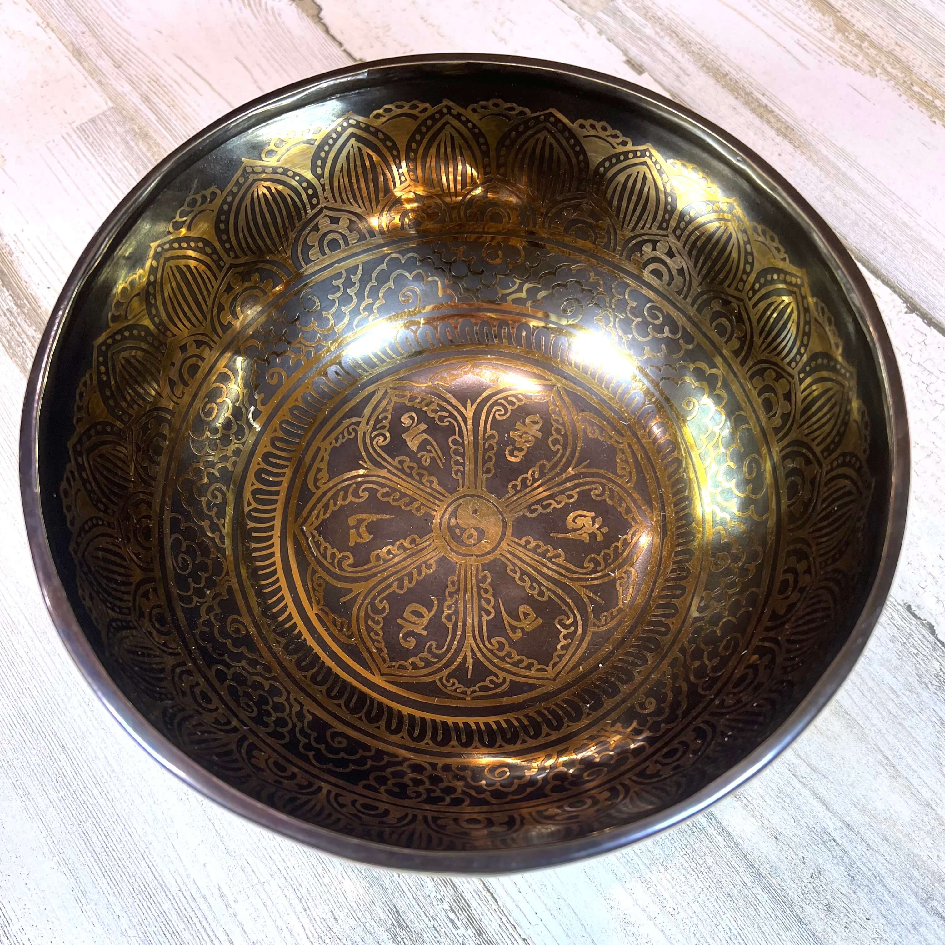 Tibetan Singing Bowl Inside