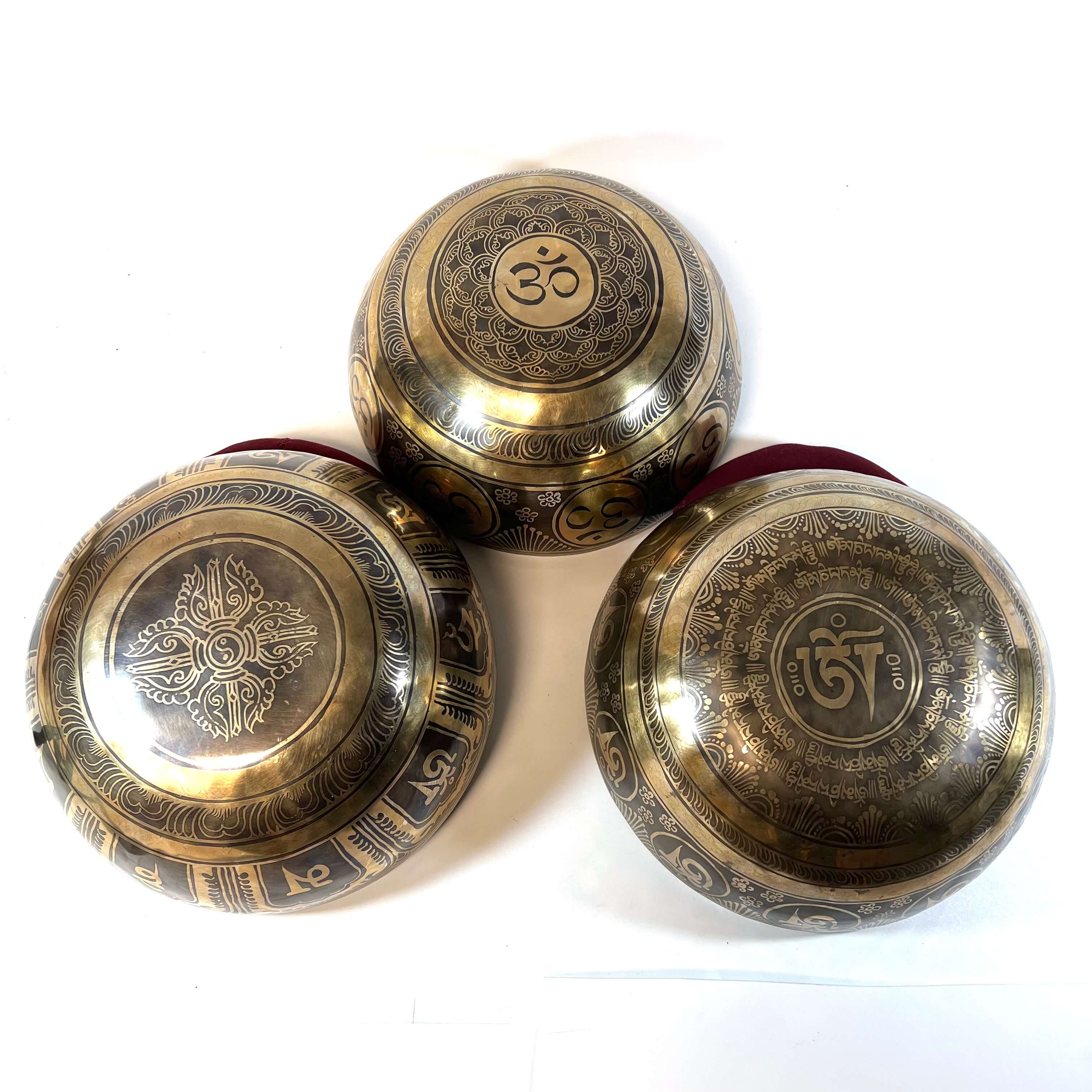 Tibetan Engraved Singing Bowl Set Bottom