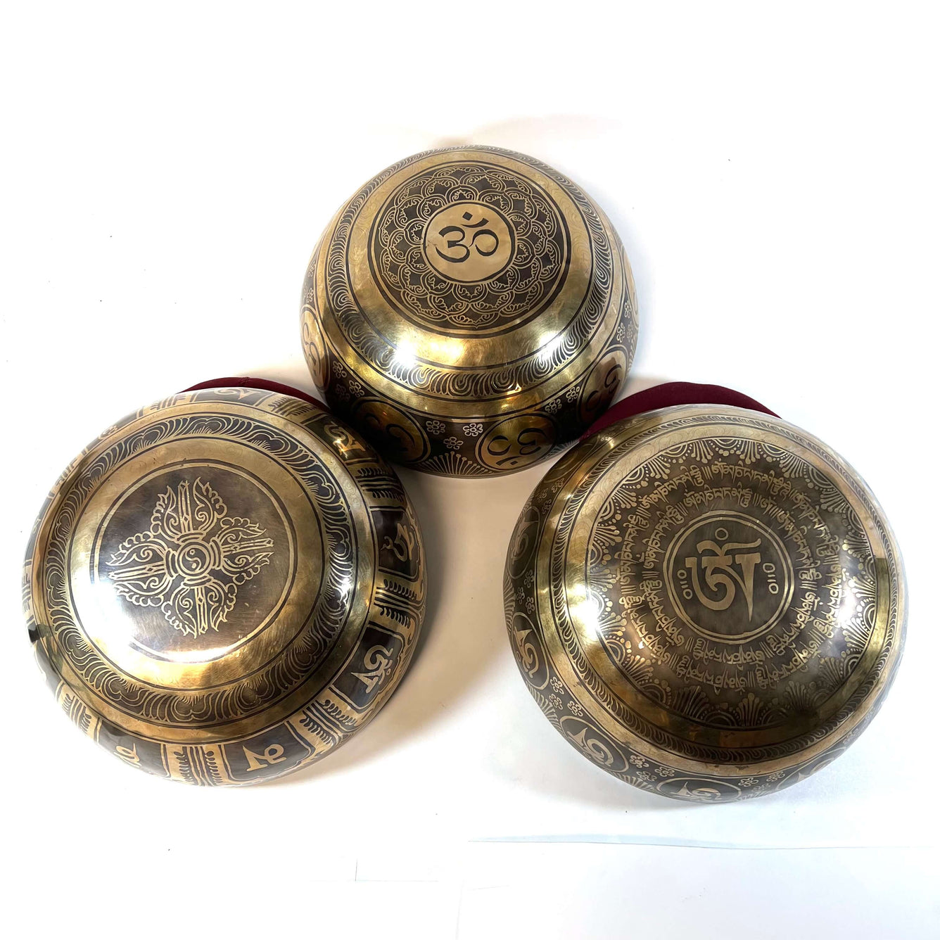 Tibetan Engraved Singing Bowl Set Bottom